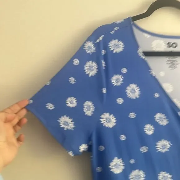 NWT SO Blue Daisy Print Faux Wrap Tie Dress Size 2X - Picture 5 of 6